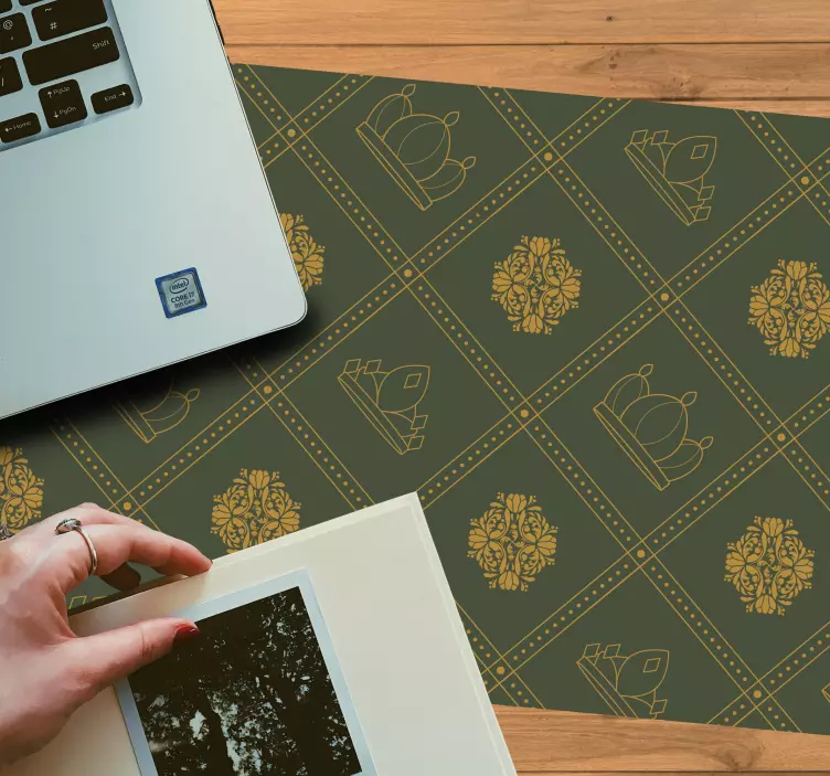 μοτίβα ποντικιού με πράσινες βασιλικές κορώνες - TenStickers