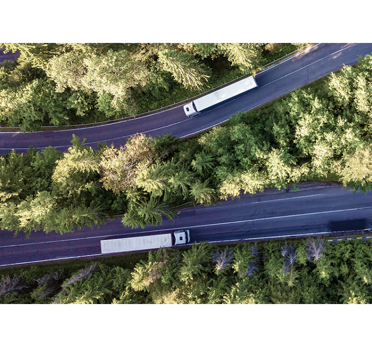 Φωτοταπετσαρία με οχήματα φορτηγά σε αυτοκινητόδρομο - TenStickers