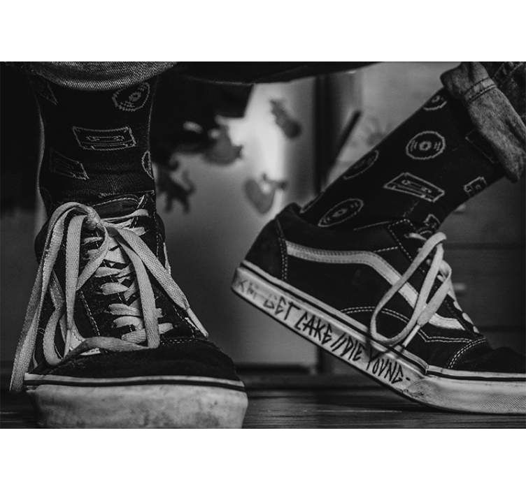 τοιχογραφία φωτογραφιών με κάλτσες skate - TenStickers