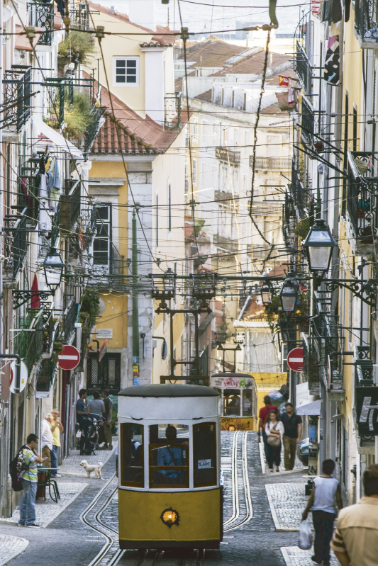 Αφίσα με φυσικά τοπία Λεωφορείο της Λισαβόνας - TenStickers
