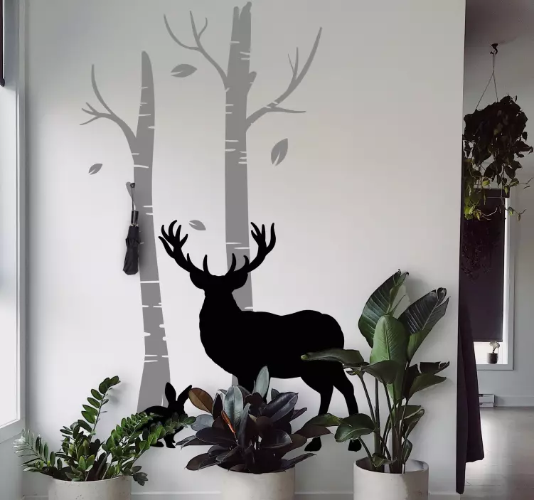 Αυτοκόλλητο κρεμάστρα για ρούχα ελάφια κοντά σε δέντρα - TenStickers