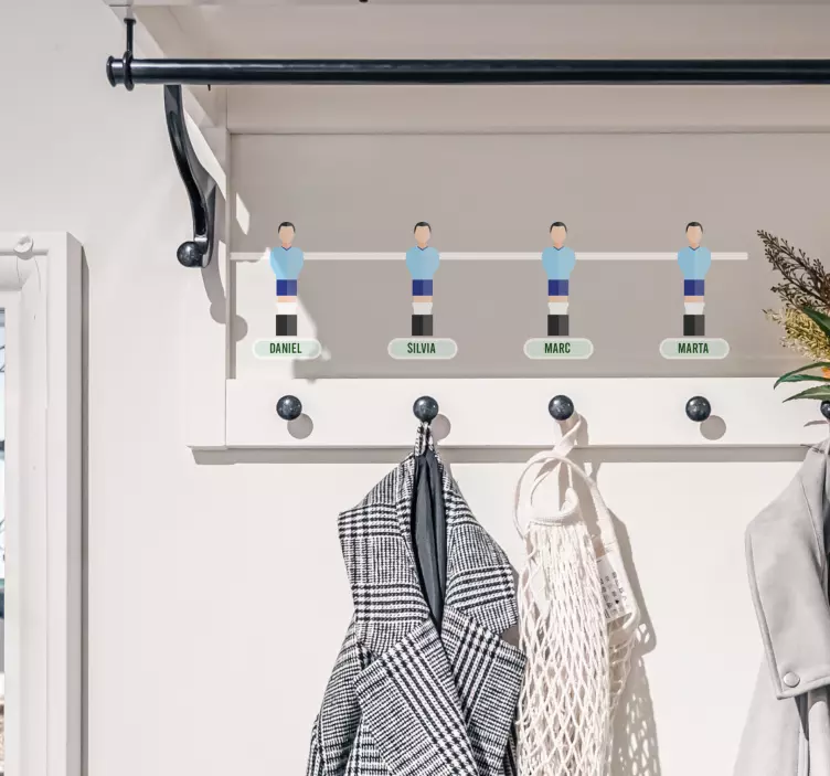 Αυτοκόλλητα κρεμαστρών τιμή ποδοσφαιρικό τραπέζι χαρακτήρες - TenStickers