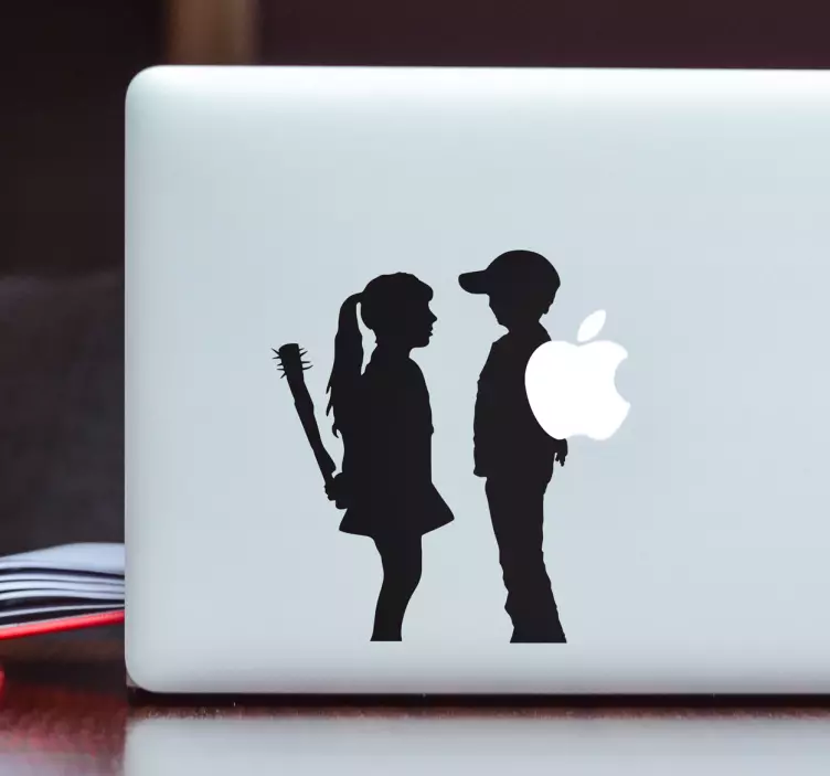 αυτοκόλλητο κορίτσι και αγόρι bansky laptop - TenStickers