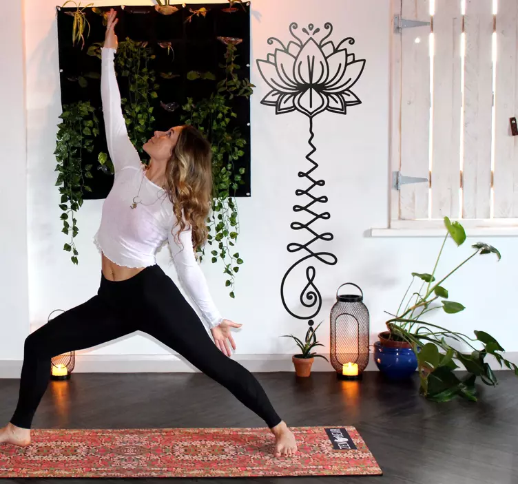 Αυτοκόλλητο με λουλούδι λωτού unalome - TenStickers