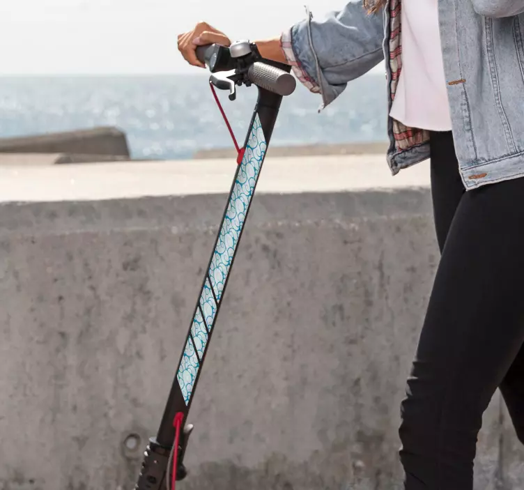 αυτοκόλλητο  σκούτερ Πατίνι Πατρών Κύματα - TenStickers