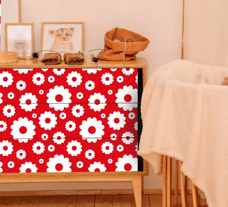 λευκές μαργαρίτες σε κόκκινο φόντο έπιπλα decal - TenStickers