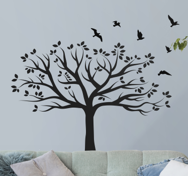 πουλιά που πετούν πάνω από το δέντρο τοίχου decal - TenStickers