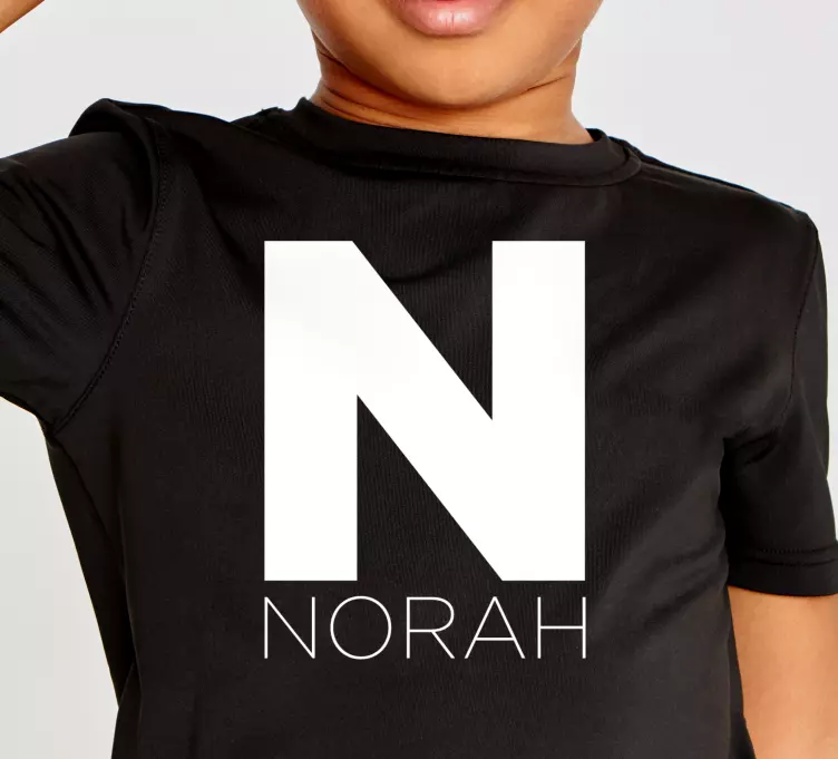 αρχικό και όνομα παιδικό μπλουζάκι - TenStickers