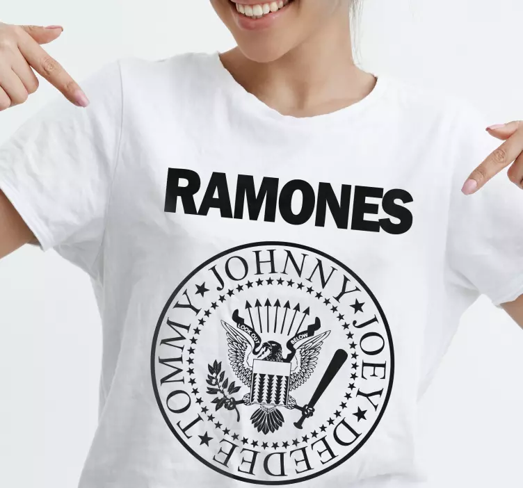 το προσαρμοσμένο μπλουζάκι με λογότυπο ramones - TenStickers