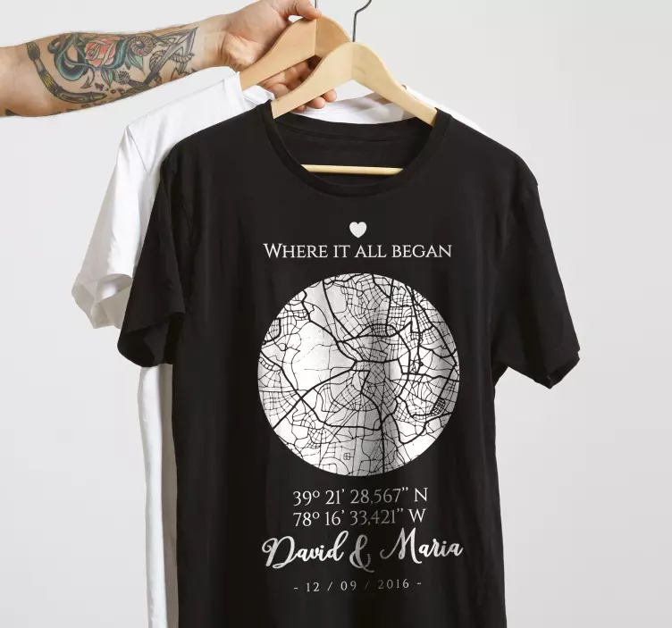 όπου ξεκίνησαν όλα δύο μπλουζάκια - TenStickers