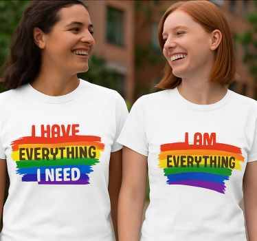 Μπλουζάκι ζευγαριού lgbt Έχω όλα όσα χρειάζομαι - TenStickers