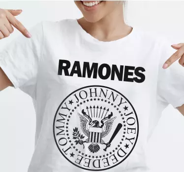 το μπλουζάκι με λογότυπο ramones - TenStickers