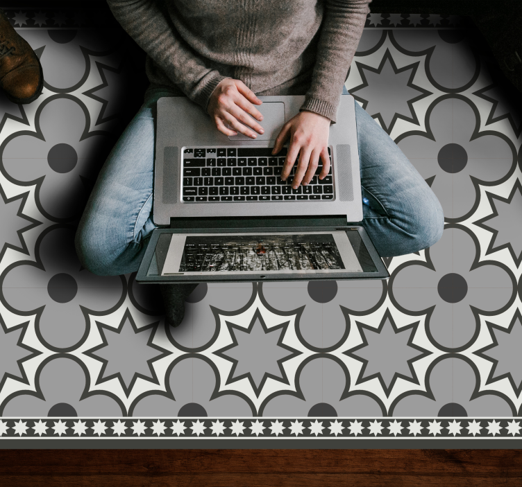 σκούρο γκρι γεωμετρικά αστέρια τρίγωνα χαλί κεραμιδιών - TenStickers