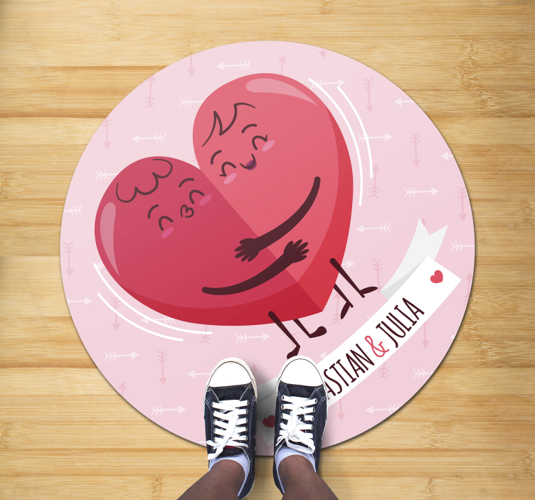 αγκαλιάζει καρδιές βινυλίου χαλί με όνομα - TenStickers